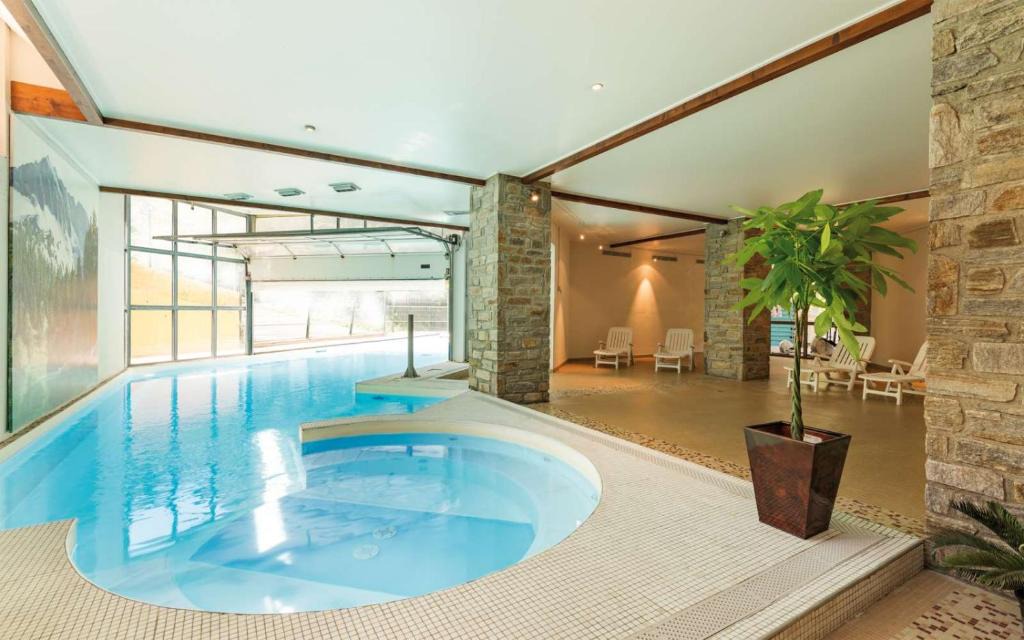 Cauterets Apartment | T1 bis A CAUTERETS - 4 VOYAGEURS