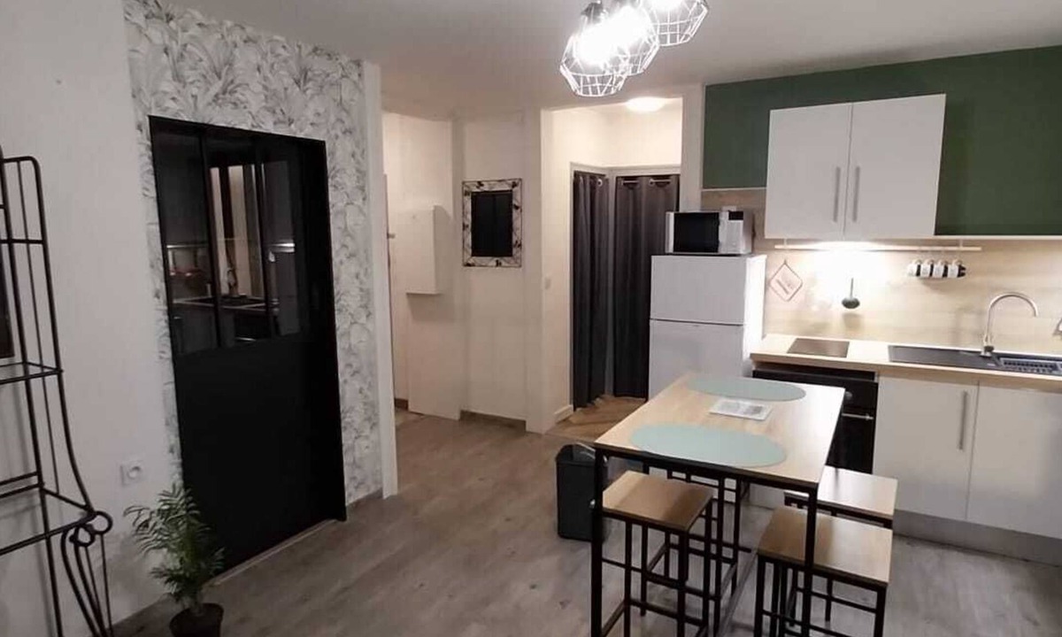 North district Apartment | T1 bis apartment near Place Centrale