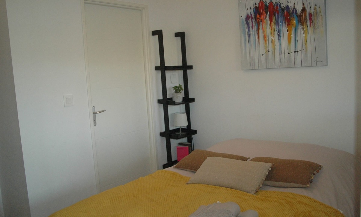 Saint - Michel Apartment | T1 bis Courthouse apartment