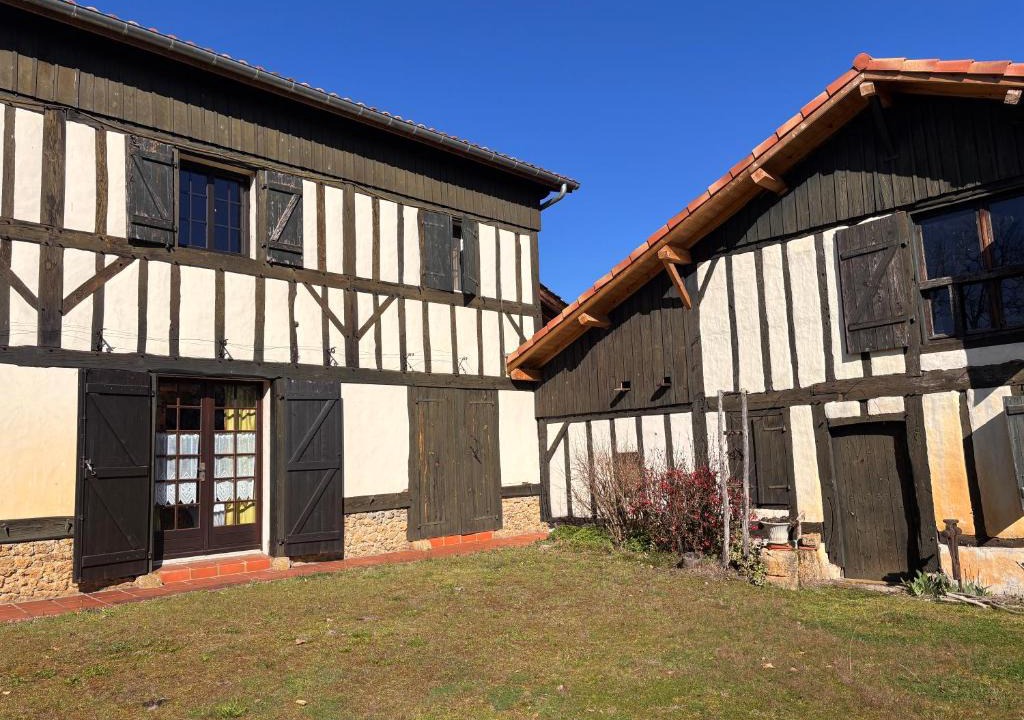 Uchacq Apartment | T1 charme Landais à la ferme