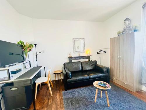 La Fayette-Eble Apartment | T1 cosy bien équipé, wifi, centre d'Angers avec Vayny