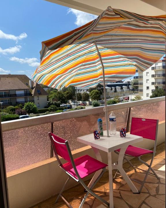 Cabourg Apartment | T2 à 50 mètres de la mer