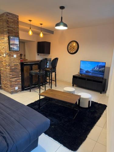 Cordes-sur-Ciel Apartment | T2 élégant au cœur de Cordes