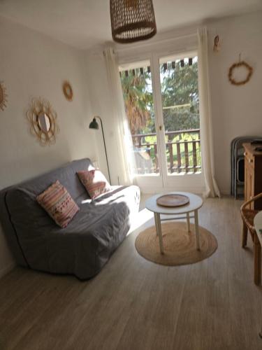 Saint-Cyprien Plage Apartment | T2, 3 minutes à pied de la mer