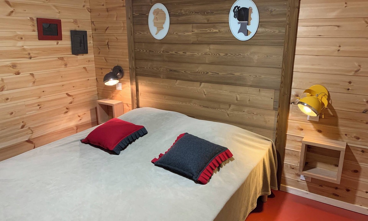Pra Loup Apartment | T2 4 Personnes - Terrasse- Barbecue et Jardin Partagés - Cheminée