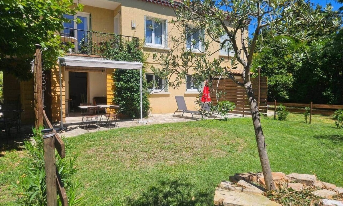 Montboucher-sur-Jabron Apartment | T2 apartment with garden