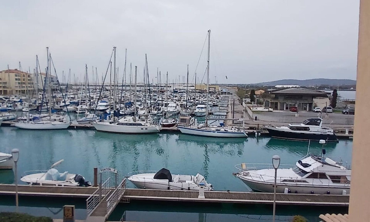 Frontignan Apartment | T2 Apartment Frontignan Beach, 6 people, port view, with parking