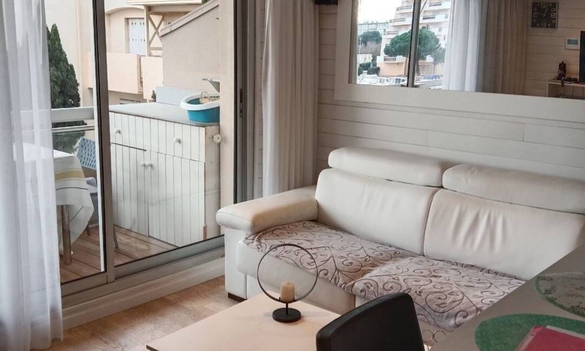 Le Port Apartment | T2 apartment with splendid view of the Marina and parking included 2QMAR15