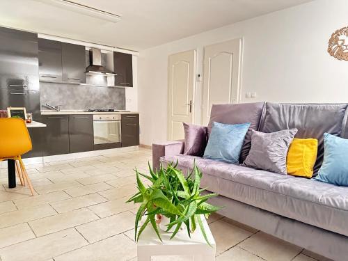 Toul Apartment | T2 au rez de chaussée dans propriété privée, au bord de l'eau à 15 minutes de Nancy
