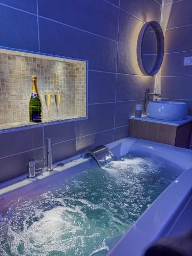 Chartres Apartment | T2 avec bain à remous en plein centre de Chartres