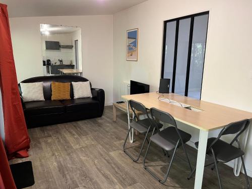 Eysines Apartment | T2 Côté Jardin