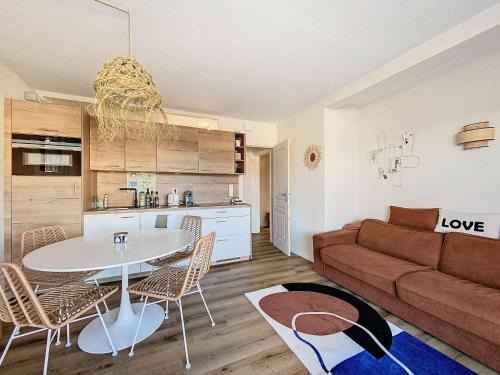 Stella-Plage Apartment | T2 Cabine Idéal Plage avec Parking, Animaux Acceptés - FR-1-236-166