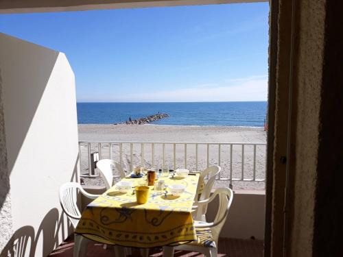Saint-Cyprien Plage Apartment | T2 CABINE-Superbe vue mer et accès direct plage proche commerces-6AT28