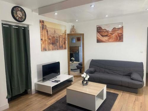 Marmande Apartment | T2 COCOON CLIM , FIBRE OPTIQUE, RDC Centre ville