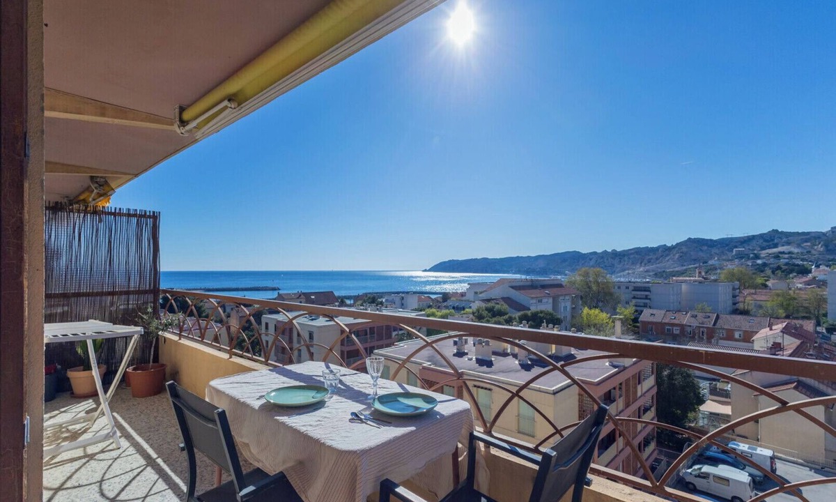 16th Arrondissement Apartment | T2 L’Estaque - Vue mer - Balcon - 2 pers - Parking
