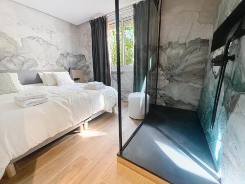 Le Grand Large Apartment | T2 Luxe Canet - 50m plage - Séjour romantique & Love room