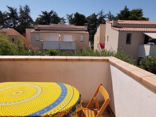 Cap d'Agde Apartment | T2 mezzanine sécurisée pour 5 personnes avec parking - FR-1-607-63