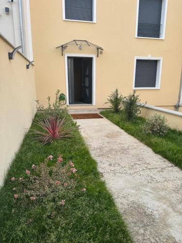 Colombes Apartment | T2 modern - 10 min from Paris