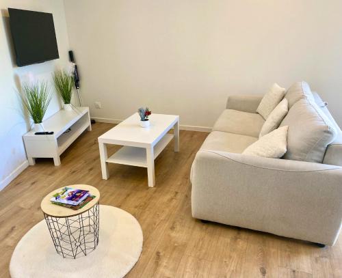 Chatellerault Apartment | T2 moderne et calme - face gare & proche centre
