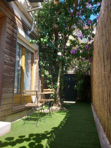 Gigean Apartment | T2 rdc calme, ensoleillé et fleurie