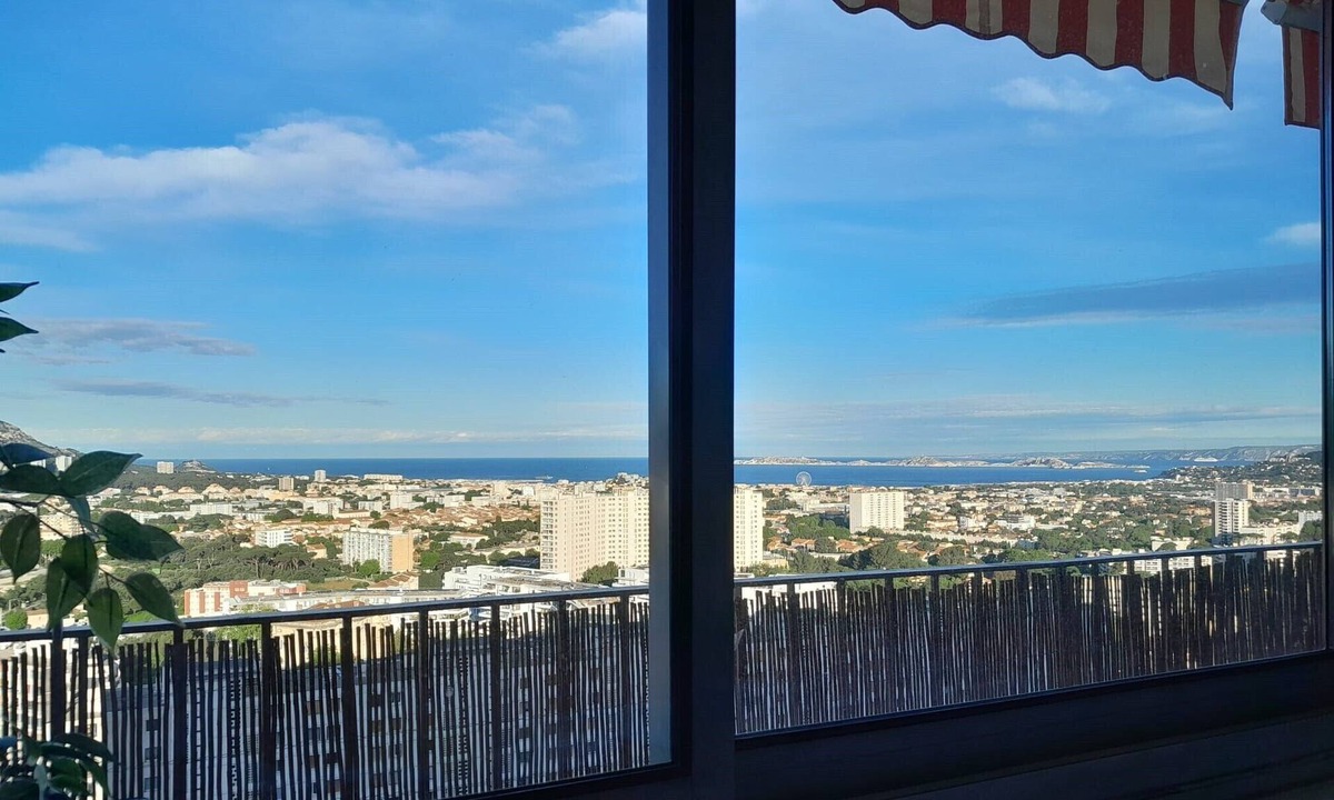 Mazargues Apartment | T2 Sea View & Parking & Fiber - Near Calanques