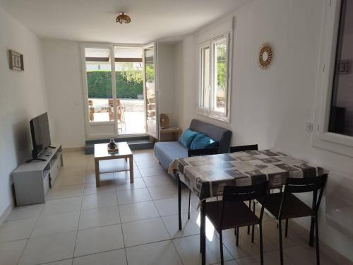 Pouzilhac Apartment | T2 terrasse couverte proche Pont du Gard et Uzès