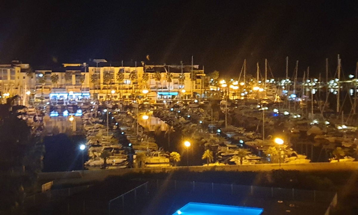 Plage d'Argeles Apartment | T2 Top floor seafront HEATED SWIMMING POOL