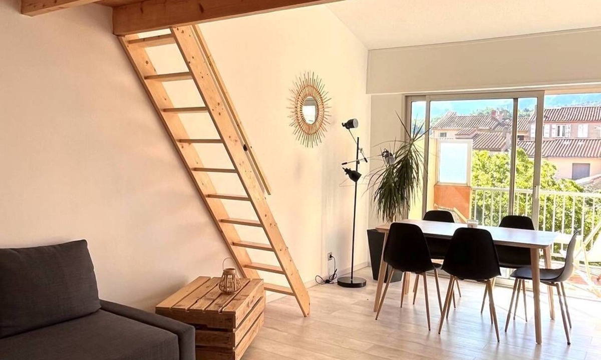 Prades Apartment | T2 Traversant Renove Avec Terrasses ET Place DE Parking Privative