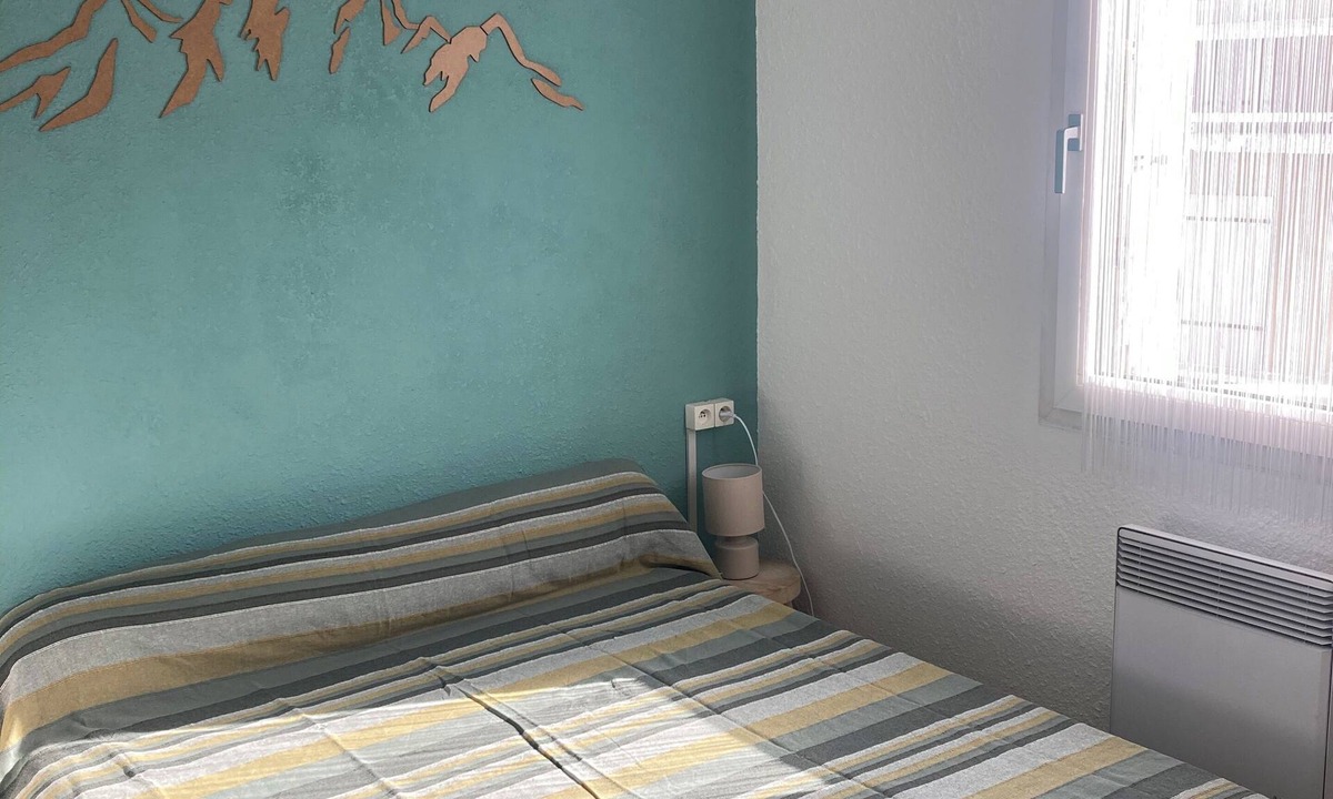 Ax-les-Thermes Apartment | T2 with balcony and private parking space 300m from the cable cars