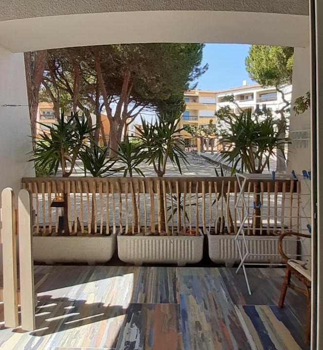 Le Grau-Du-Roi Apartment | T2bis Les YUCCAS 200 m plage du Boucanet Rive Droite Grau du Roi idéal 2-4 pers 3 étoiles Résidence Camargue Village
