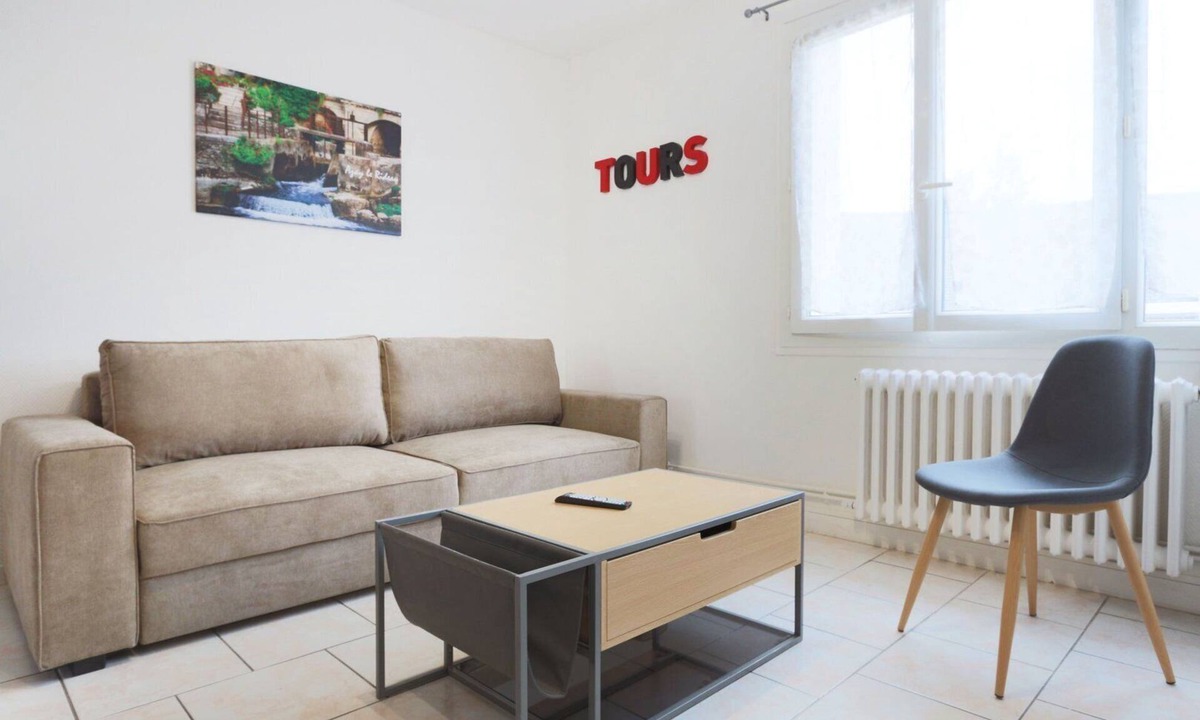 Saint-Cyr-sur-Loire Apartment | T3 10 minutes from Tours