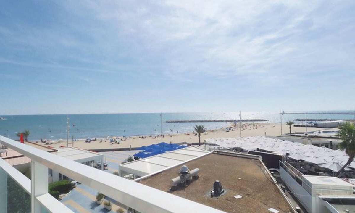 La Grande-Motte Apartment | T3 apartment, AC & sea view - 6 guests