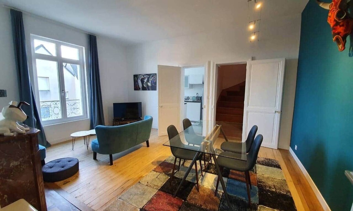 Loches Apartment | T3 Duplex des Montains - Hyper Centre Loches