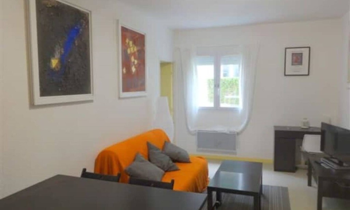Secteur 2 Apartment | T3 in green Grenoble city center