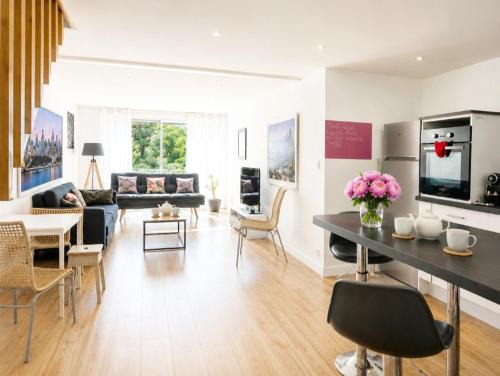 Balma Apartment | T3 L'Olivier & Jardin 1 à 4 Pers à Villa Terra