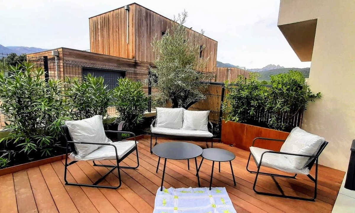 Pinarellu Apartment | T3 LE ROCHER RES A TEPPA