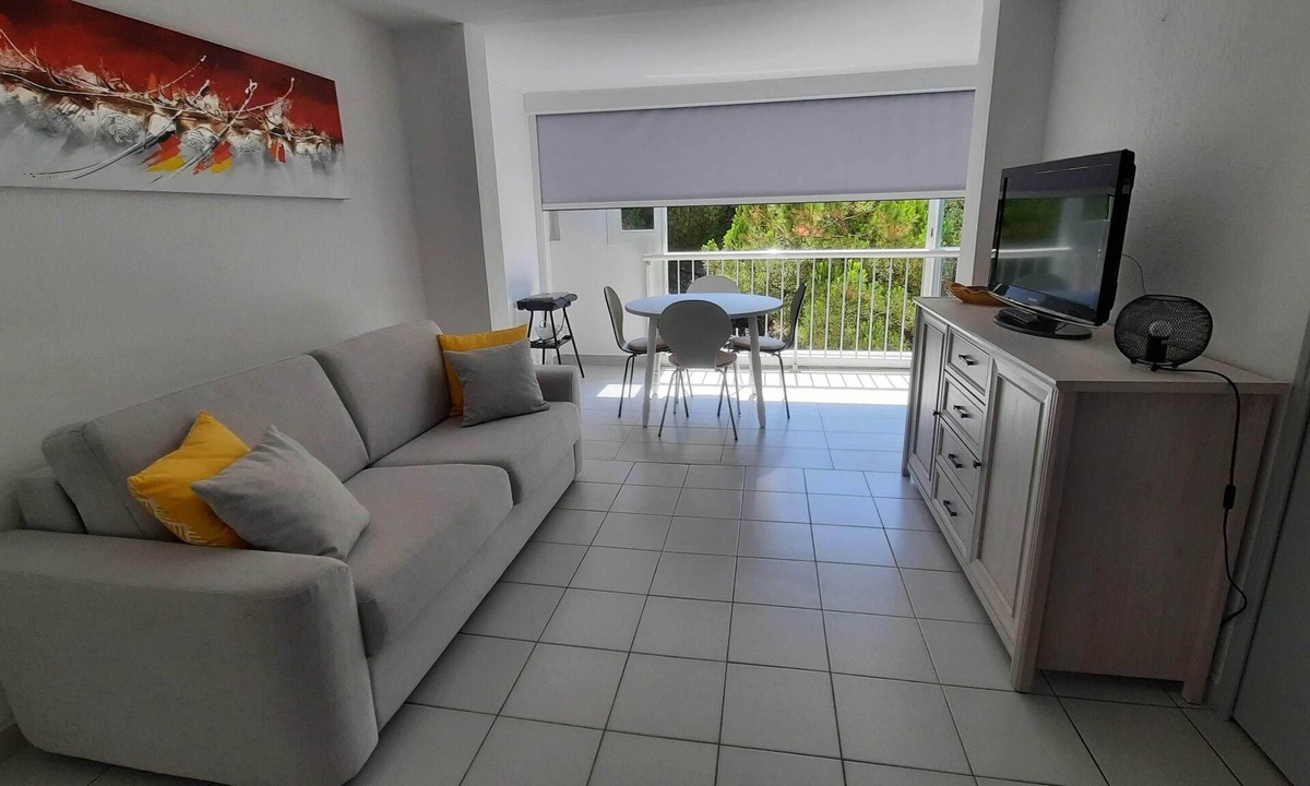 Cap d'Agde Apartment | T3 of charm on the cap agde 200 m sea