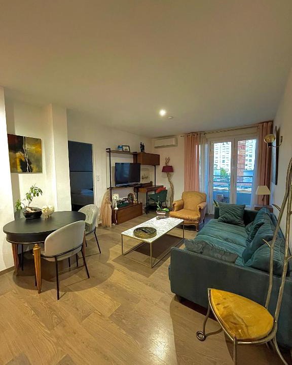Croix de Pierre Apartment | T3 - Toulouse ( 75m2 )