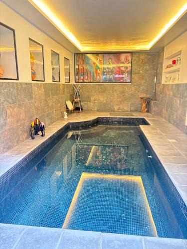 Cros-de-Cagnes Apartment | T4 Front de mer Piscine interieure privee Clim