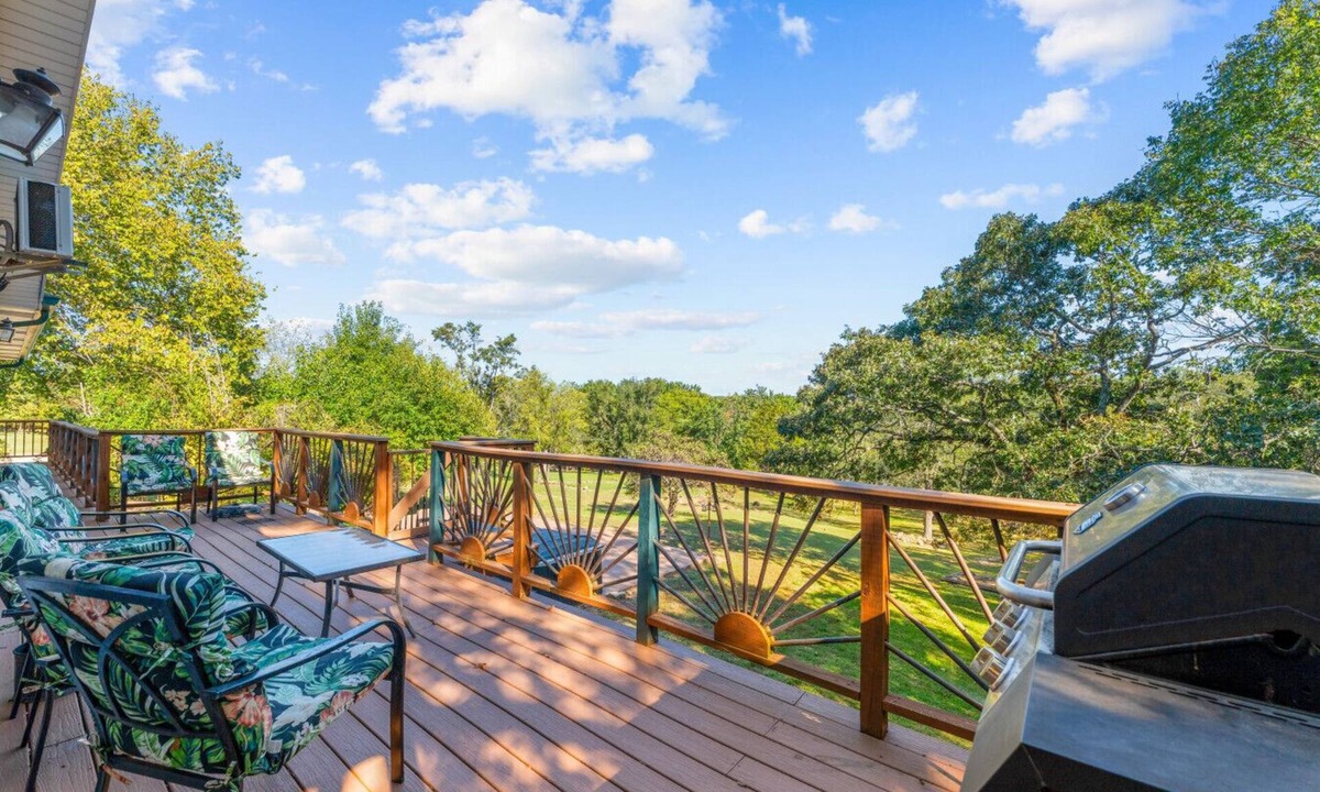 Emerald Beach House | Table Rock Lake Family Home | Movie Room | Sleeps 12