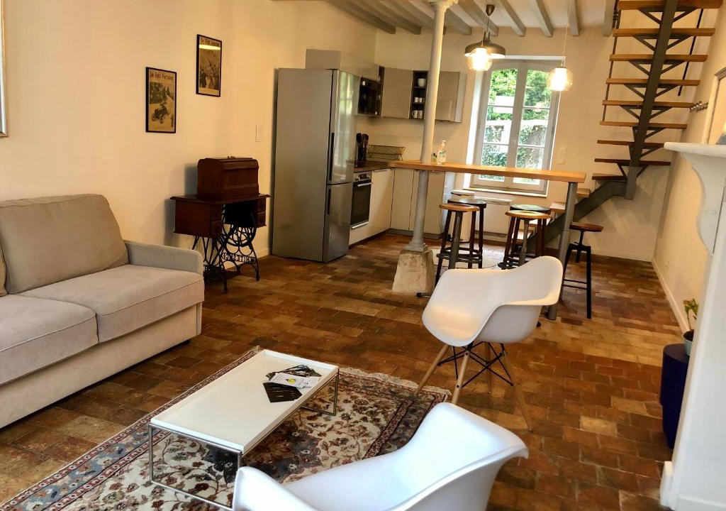 Treigny House | Taboo Treigny