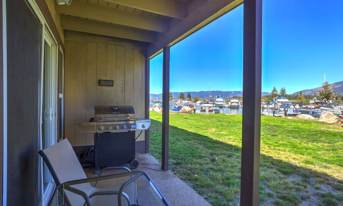 Tahoe Keys Villa | Tahoe Keys Townie - HOA Beach, Pool & More!