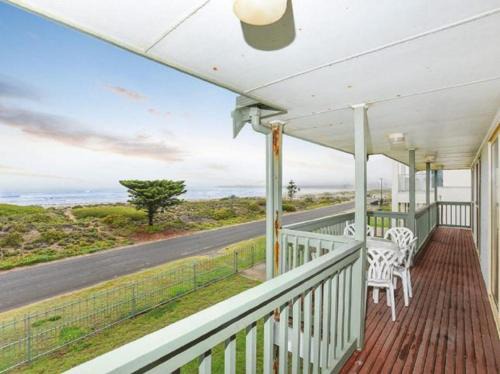 Middleton House | Tahren Beachfront Shack Wifi - Pet-friendly