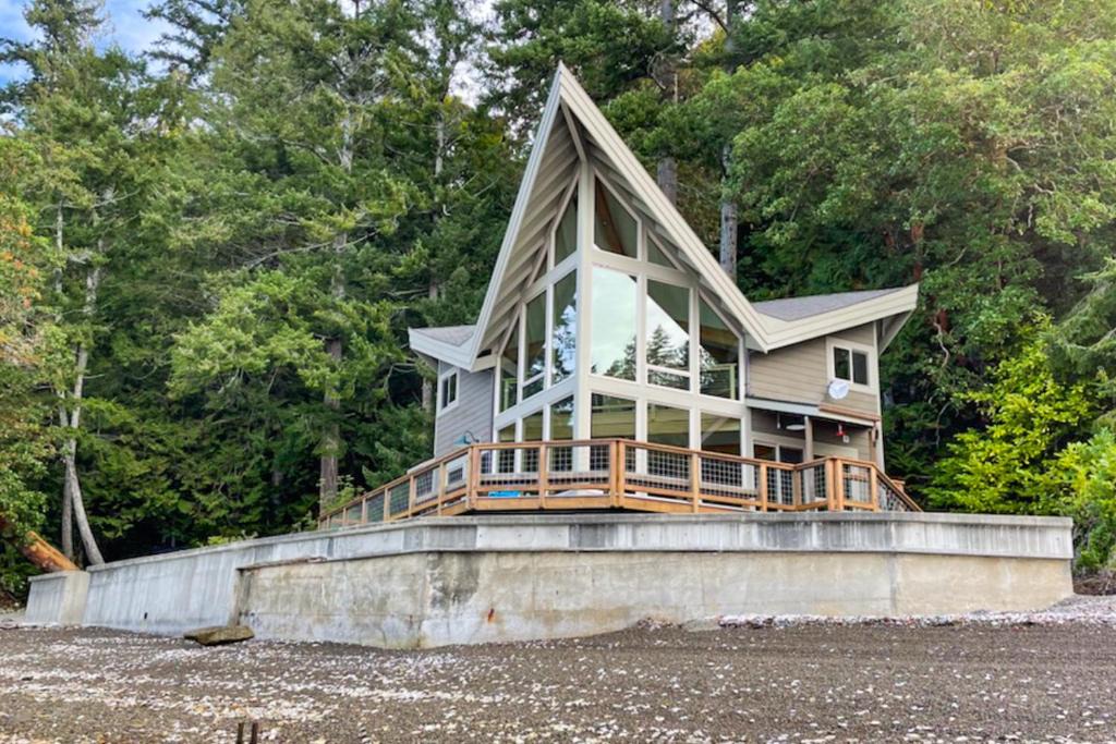 Matlock House | Tahuya Trees and Tides