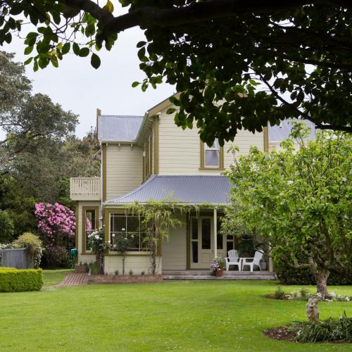 Hawera House | Tairoa Lodge
