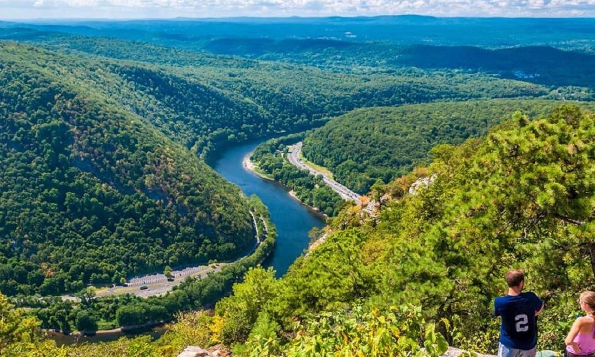 Shawnee On Delaware Resort | Take in breathtaking scenery!