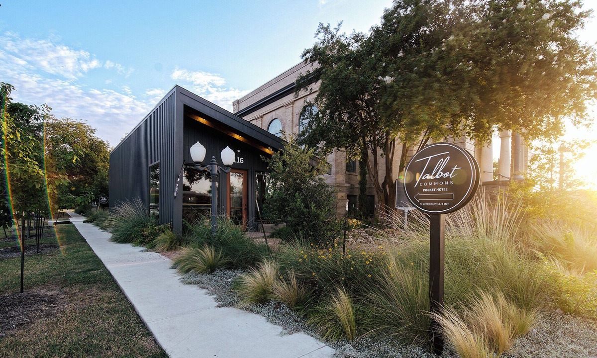 Taylor Hotel | Talbot Commons Hotel