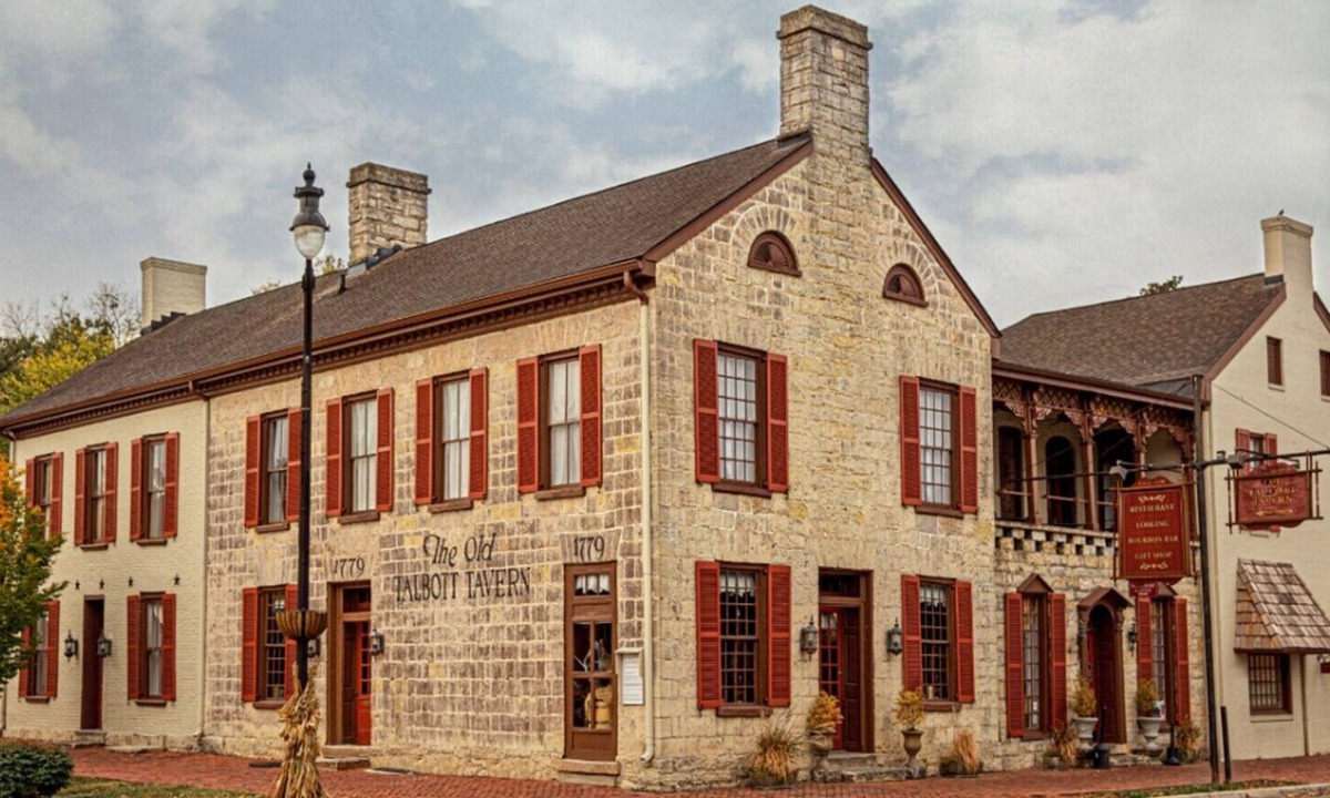 Bardstown Hotel | Talbott Inn