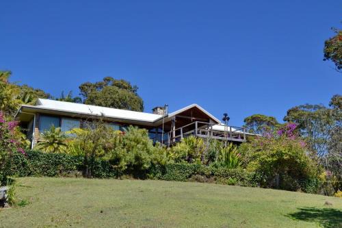 South West Rocks House | Tallowood - Bring your own linen.