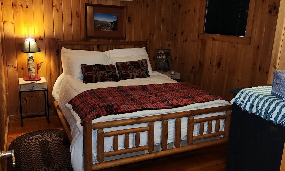 Saranac Lake Cabin | Tamarac Cabin Waterfront For Two